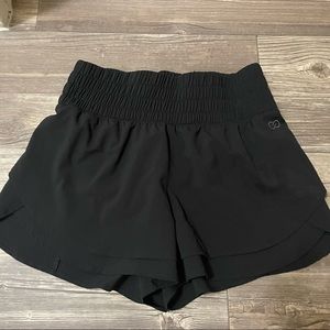 Calia Step Up Shorts. Size Small